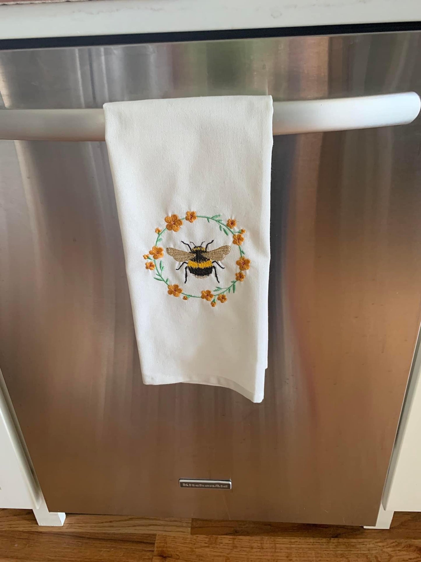 Bumble Bee Hand Towel